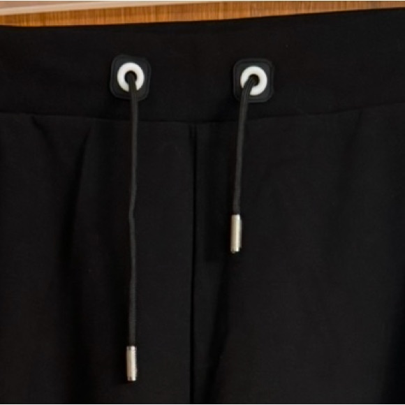 New without tags, size XL ladies leggings from Maze, black with rainbow stripes - Picture 5 of 7